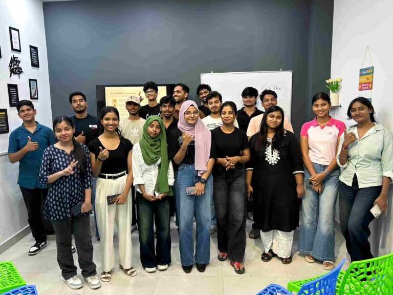 Prince Singh with students at a live session — photo 5